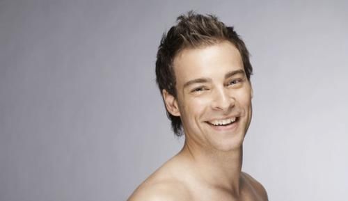 前列腺增生|男人前列腺发生异常,会有这4个表现,若一个不占值得恭喜