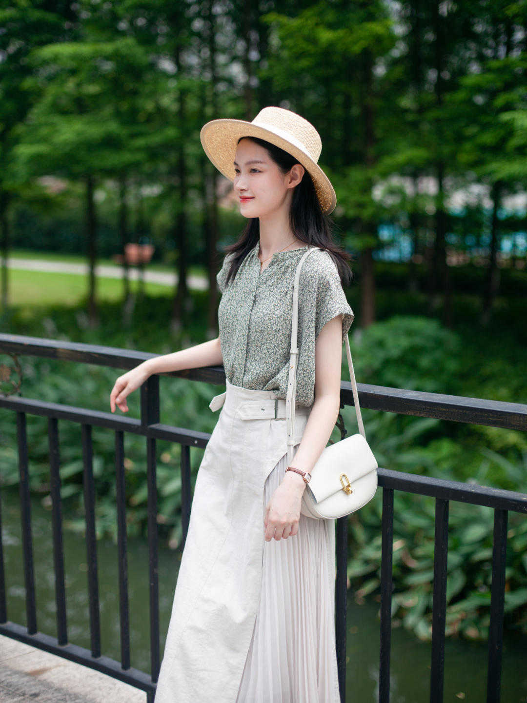 穿搭 穿来穿去,还是简约温柔的“气质穿搭”更日常,清新自然又温柔