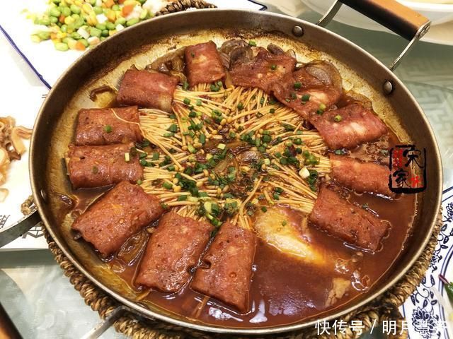 孩子3周岁宴席，880元标准上了27道菜，客人吃完竟说贵了