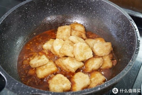 日常三餐 篇九十六:冬天吃豆腐,最让人嘴馋的做法,裹上鸡蛋液煎一煎,真的好香啊