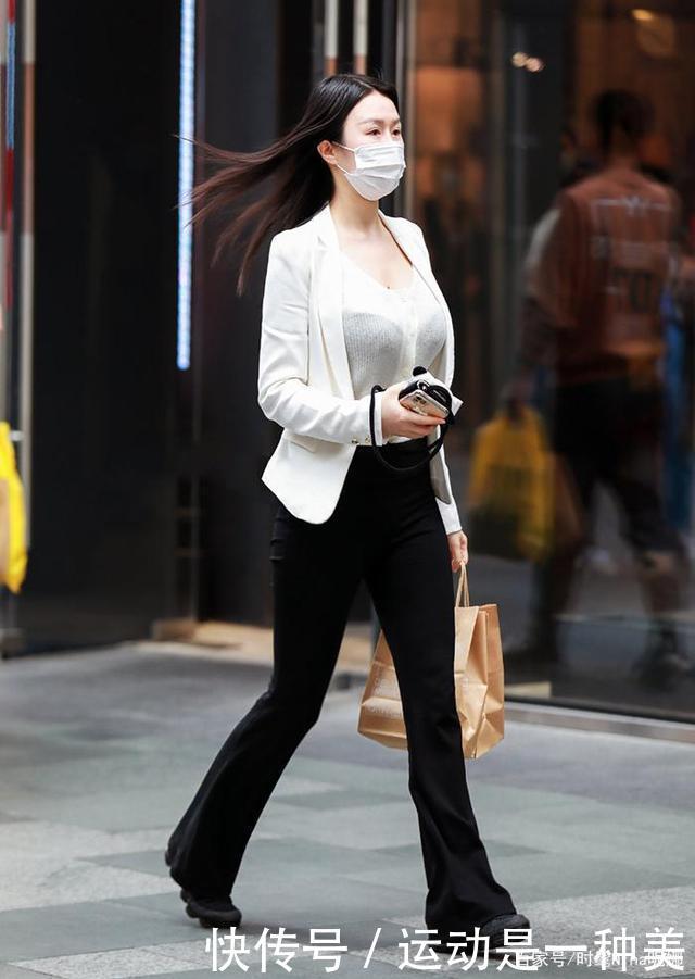 穿衣拒绝一本正经,今夏掀起“朦胧风”时尚潮流,洋气又时髦