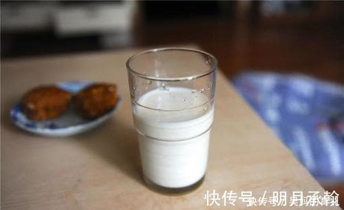 食品|这7类家长最熟悉的“宝宝专用”食品，伤娃最深，千万别买