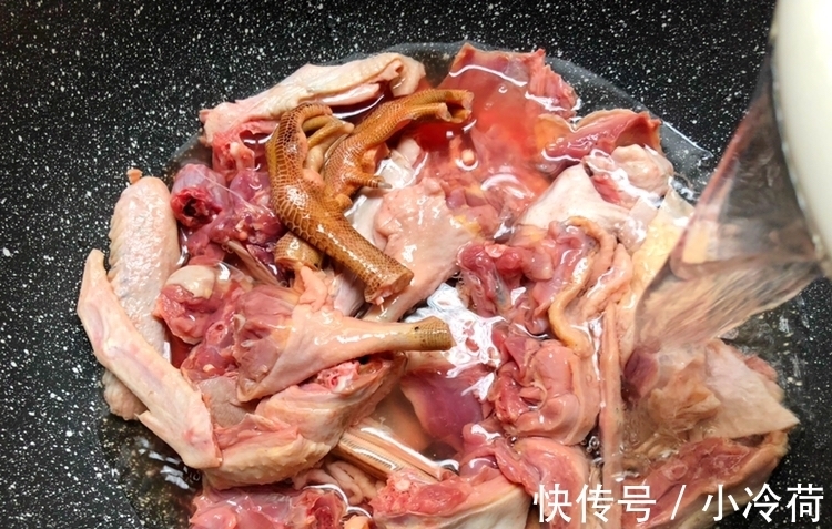 枸杞|秋天最适合吃它，健脾养胃，比猪肉便宜，比牛肉滋补