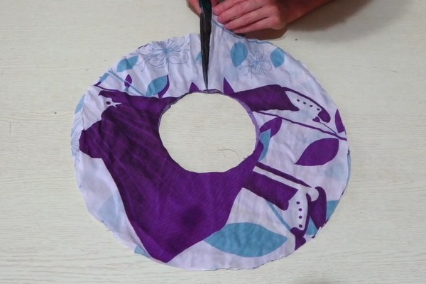 旧床单上扣一个洗脸盆,好多人不知道有啥用,但用过的人都夸好