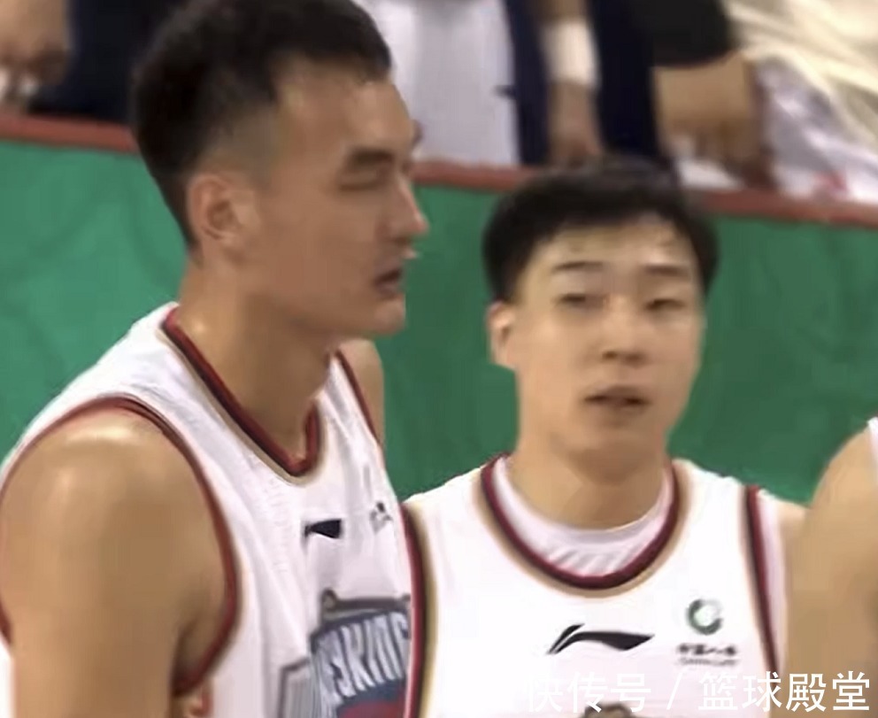 书豪|北京虐同曦!刘铁黑脸,书豪雷蒙争执,杨皓喆累坏,李慕豪被挑逗