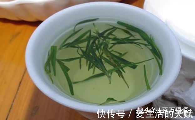 清热|湿气重还在傻傻的拔罐，每天泡点“它”喝，湿气排毒一身轻松