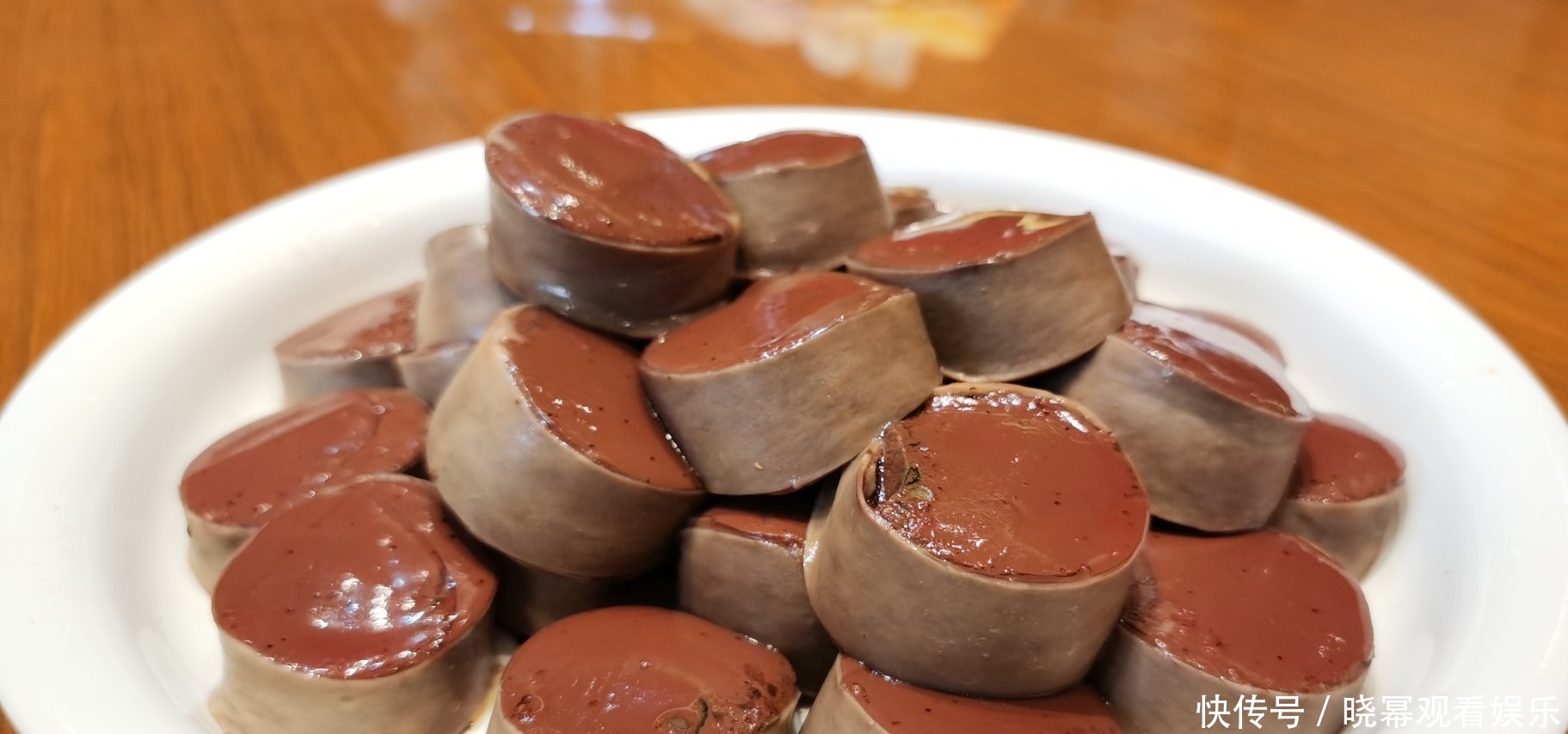 热情|来东北感受最地道的杀猪菜,体会东北人民的热情和这里的豪气