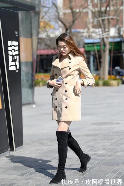 时尚 风衣搭配长靴,总是能搭配,出一点小资的味道!