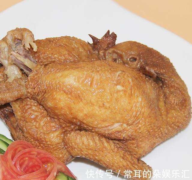 厨师长|厨师长亲手教你祖传烧鸡做法,香料精确到克,咬一口满嘴香