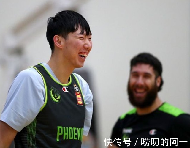 排面|周琦获顶级待遇:澳洲买车获名字拼音牌照!网友:有排面