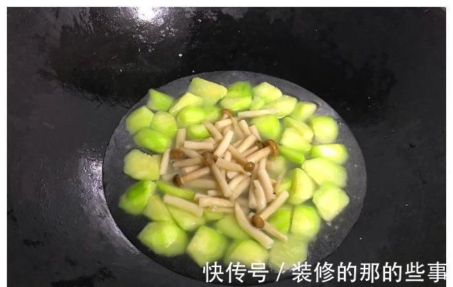 立秋后多喝此汤，去暑气润秋燥，5块钱煮一锅，汤鲜味美又营养