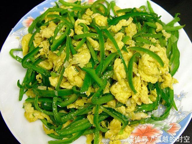 女性30不想老的快,多吃此菜,皱纹消除了,大肚子小了,睡眠棒