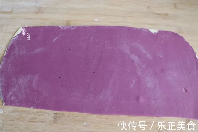 孩子|晚上蒸一锅,早餐热一下就上桌,又软又甜,大人省事孩子喜欢