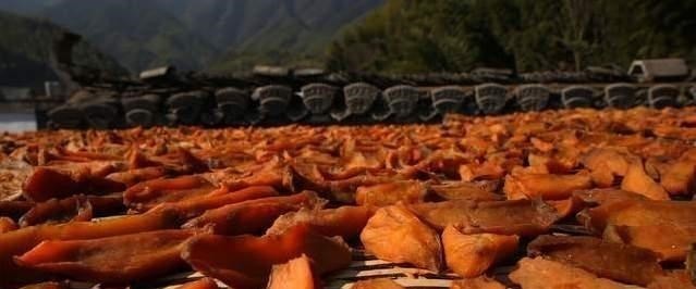 把地瓜|天冷了,遇到它别手软,一次买30斤,晒干了保存,还能当零食吃