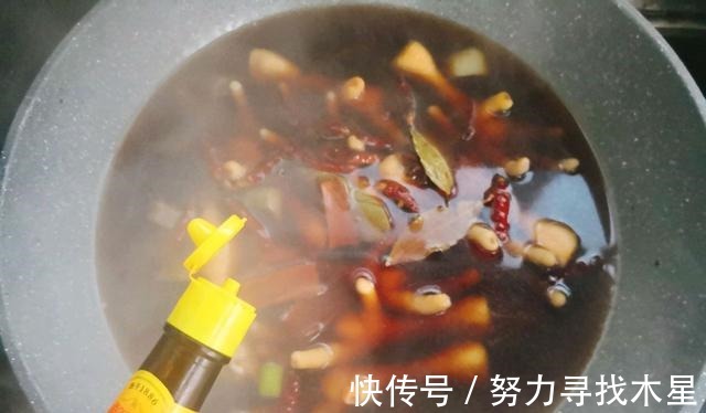 卤鸡脚|自己在家做卤鸡脚,Q弹可口,制作简单又好吃!