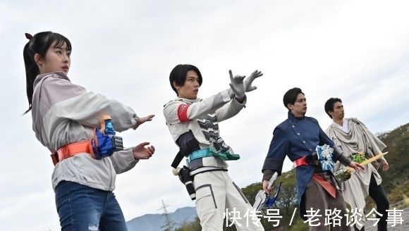 小樱|假面骑士冬季剧场版新剧照:亡命众增加新干部,无敌玩家霸气现身