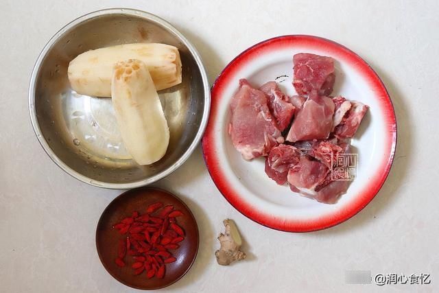 莲藕|天越冷,越要多喝这碗汤,我家一周喝3回,营养又滋补,暖和入冬