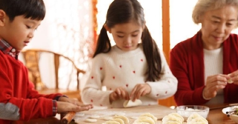 饺子包好后不要直接放在冰箱,容易坏还粘皮,学会这一招就可以了