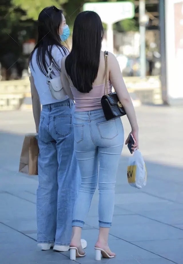 绰约|绰约多逸态,轻盈不自持,同样是牛仔裤穿搭对美的诠释却各有千秋