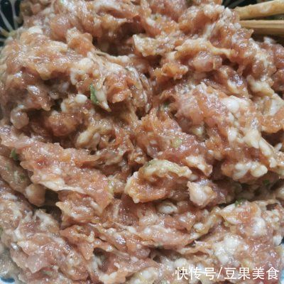 你和幸福就差这一份尖椒酿肉