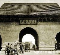 大清|清朝灭亡后，民国准备把故宫的大清门改成中华门，门上的字奇怪