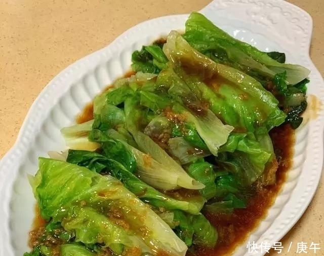 倒入|餐桌上备受欢迎的几道家常菜,简单美味,爽口下饭,好吃不油腻