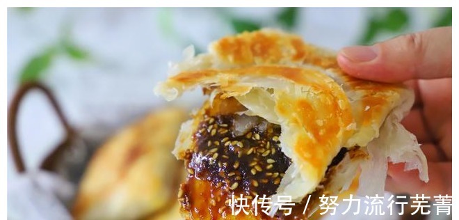 红糖|孩子最爱的红糖饼,不揉面不发面,酥到掉渣,三天两头就要做!