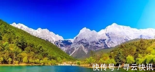 蓝月谷|在玉龙雪山脚下，竟藏有一个绝美秘境，景色媲美九寨沟！