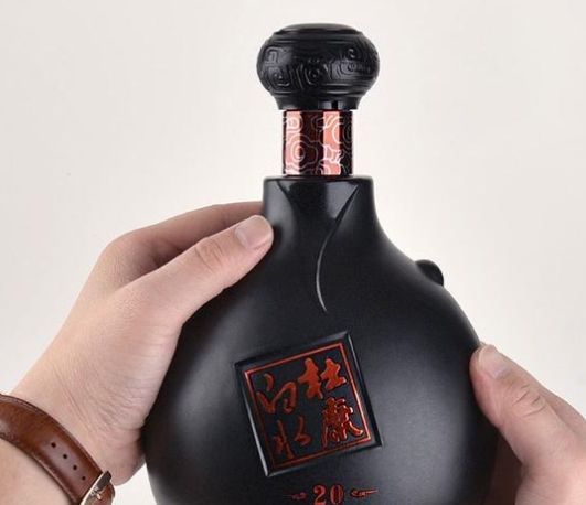 老牌|白酒一定要喝贵的吗?这些好喝又平价的老牌白酒,口感不输高档酒