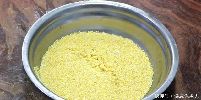 小米粥里加上这几样,经常喝,气血充足脾胃强,营养美味又健康
