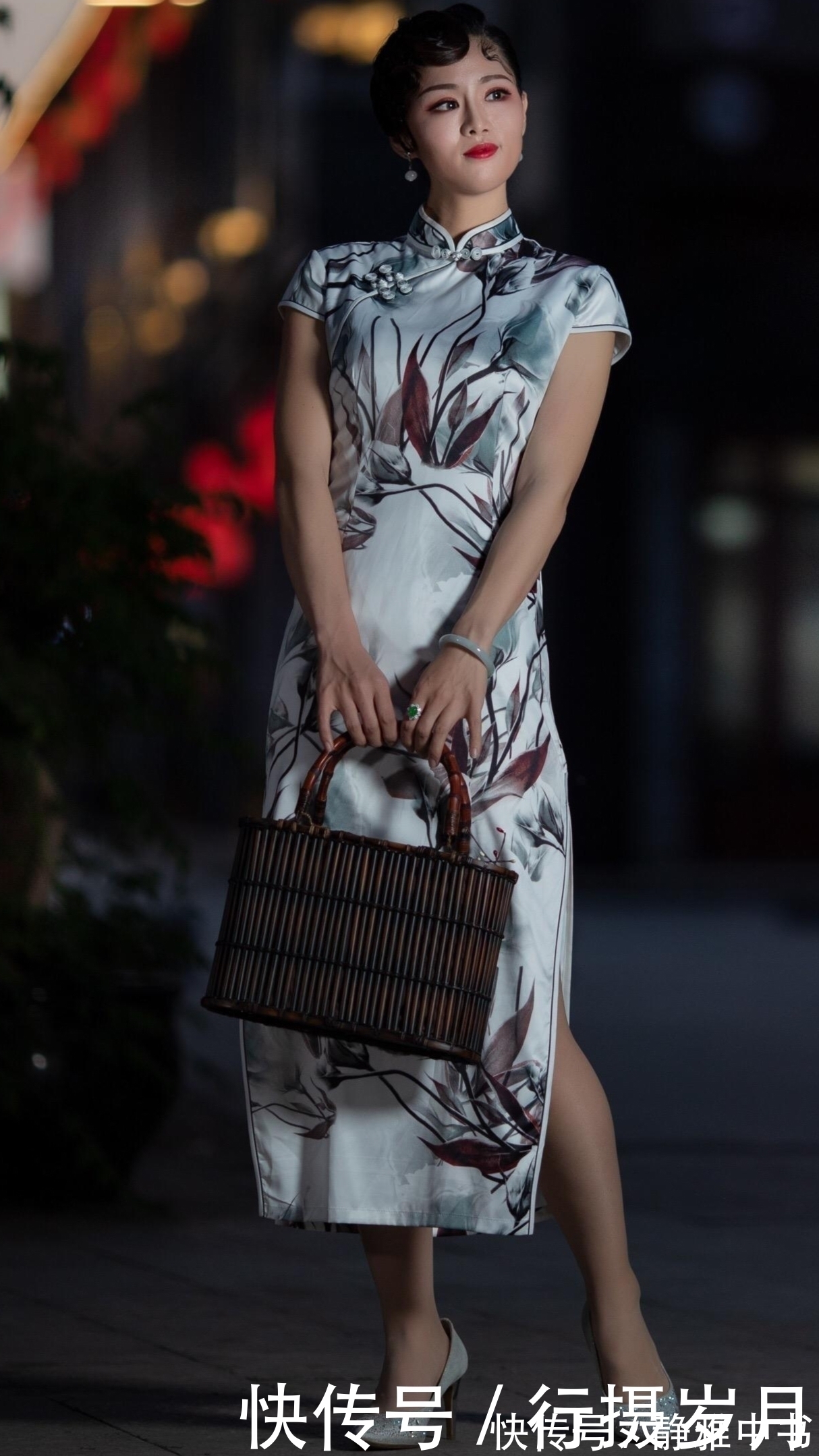 忧伤@一帘幽梦,装点纱窗,放逐的是寂寞,弥漫的是忧伤