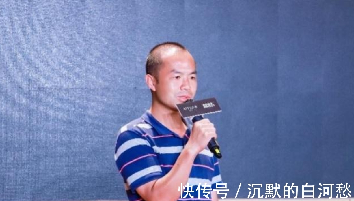 诗词&外卖员雷海为:诗词大会击败北大硕士夺冠后,拒绝商演和百万年薪
