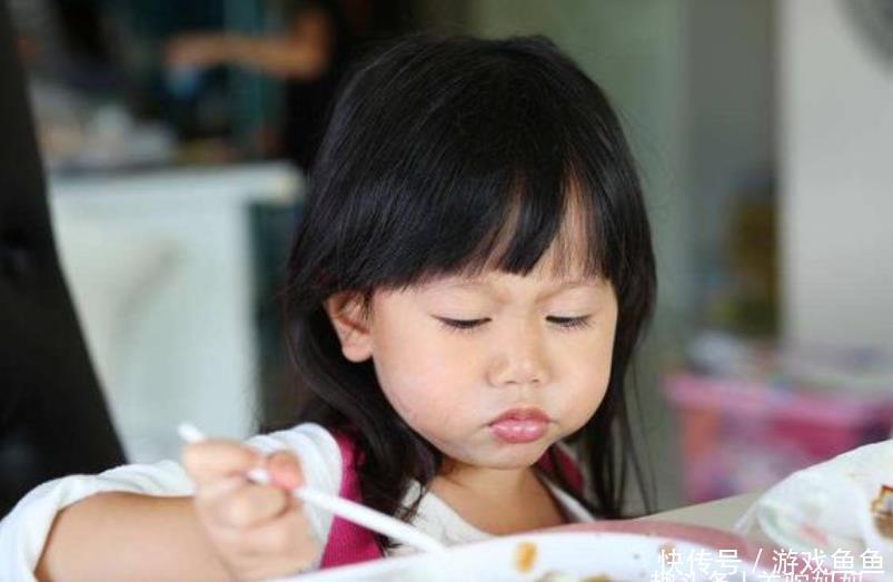 盐分|酱油吃多了会导致娃“积食”?不止积食还会影响长身高,父母注意