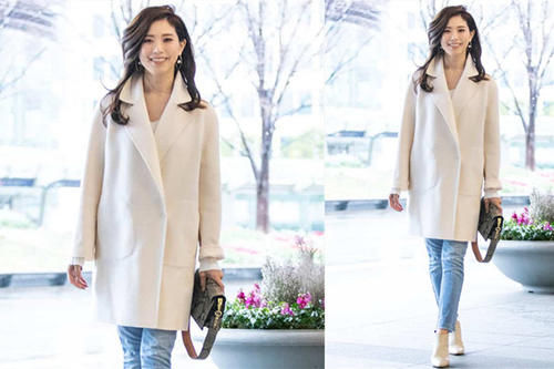 选白色大衣真聪明，早春穿搭也应景，端庄优雅又有亲和力