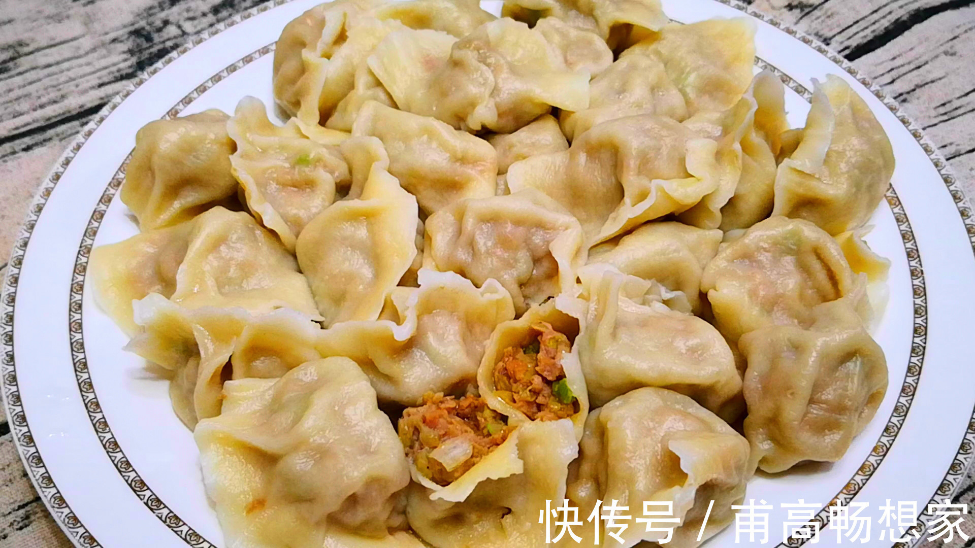 夏天别吃韭菜饺子了，这2种蔬菜便宜又营养，包饺子特香，超好吃