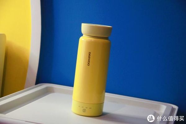 大宇彩虹杯,让你更从容地喝上干净的热水