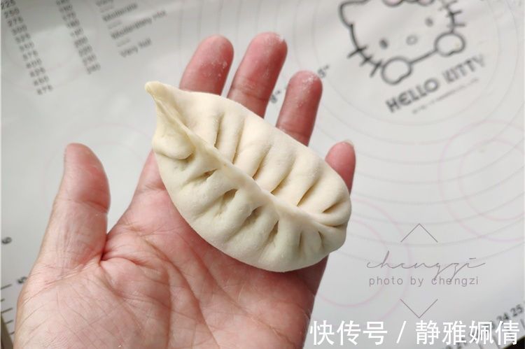 包子|素馅包子怎么调馅不出水?好方法交给你,咬一口鲜嫩多汁,真鲜啊