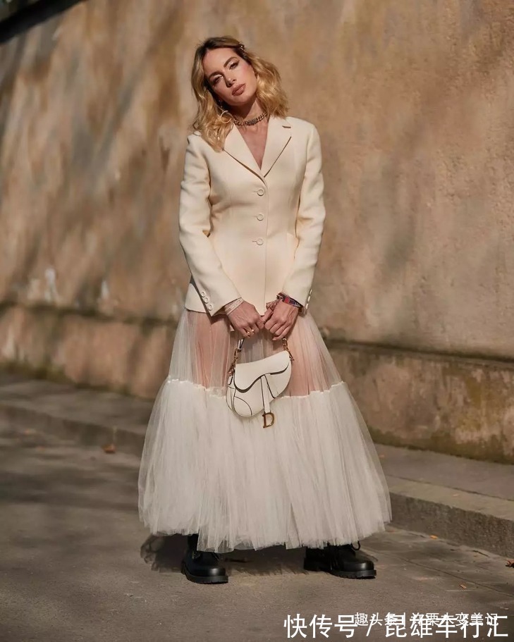 精髓 同色系很显高级?不掌握这3个“搭配精髓”,显土还显胖