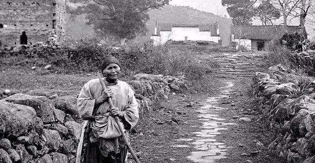  灵魂|帝王致命的驭民术，子民总缺“3两银子”，民族的灵魂即被抽走！