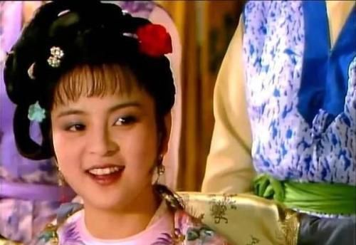 玛瑙|红楼梦:一个白玛瑙碟子的背后,藏着袭人的另一张脸