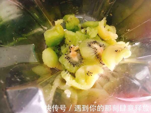 肌肤|女人每天喝1杯它,延缓衰老,肌肤水嫩嫩,美容养颜皮肤好!