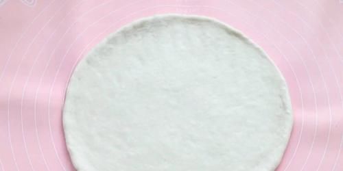 瀑布|自制美味诱人的大披萨,瀑布拉丝老过瘾了,比必胜客里的还好吃!