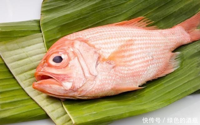 骨科主任:养骨其实很简单,常吃3物,若坚持,骨质疏松绕道走