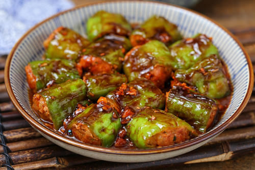 尖椒|辣椒太辣无从下口？不妨试试这做法，免油炸辣味全无，小孩都能吃