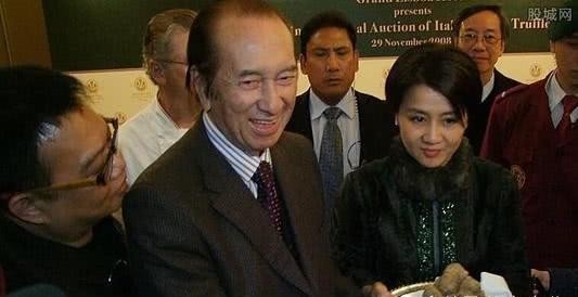 澳门|为什么澳门赌王何鸿燊能娶四个老婆?