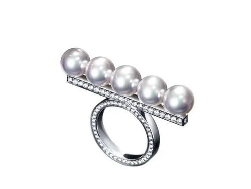 TASAKI丨华美珠宝庆生SKP