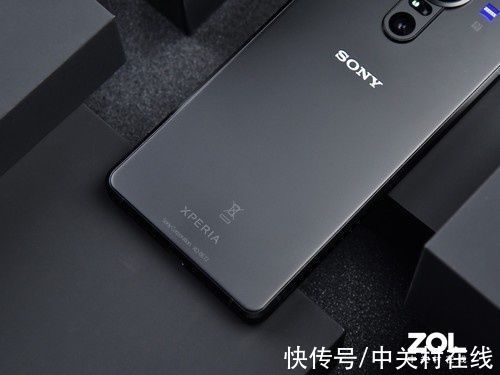 一万多的微单手机长啥样 索尼Xperia Pro-I图赏