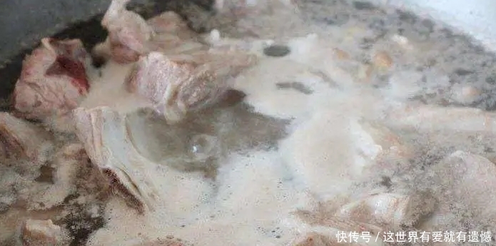 天冷吃羊肉,除了这3味料,其他的别乱放,羊肉鲜美无膻味,真香