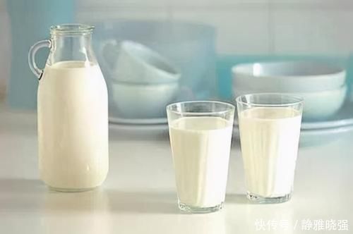 早餐和晚餐,应不应该吃燕麦加牛奶?为什么有人说热量大?别瞎吃