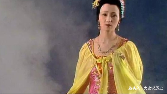 管家$《红楼梦》本有3个女人能拯救贾府，为何贾家还是衰败了